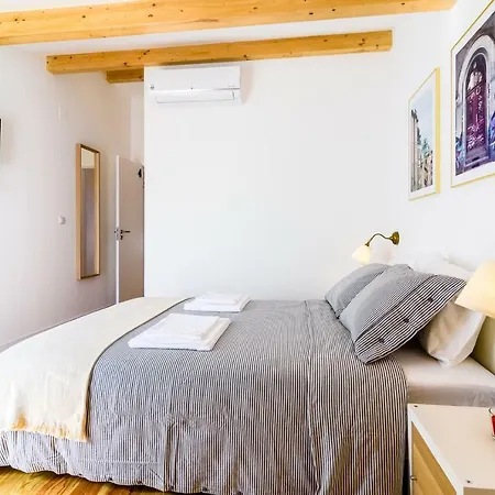 In2lisbon - Kionga ליסבון